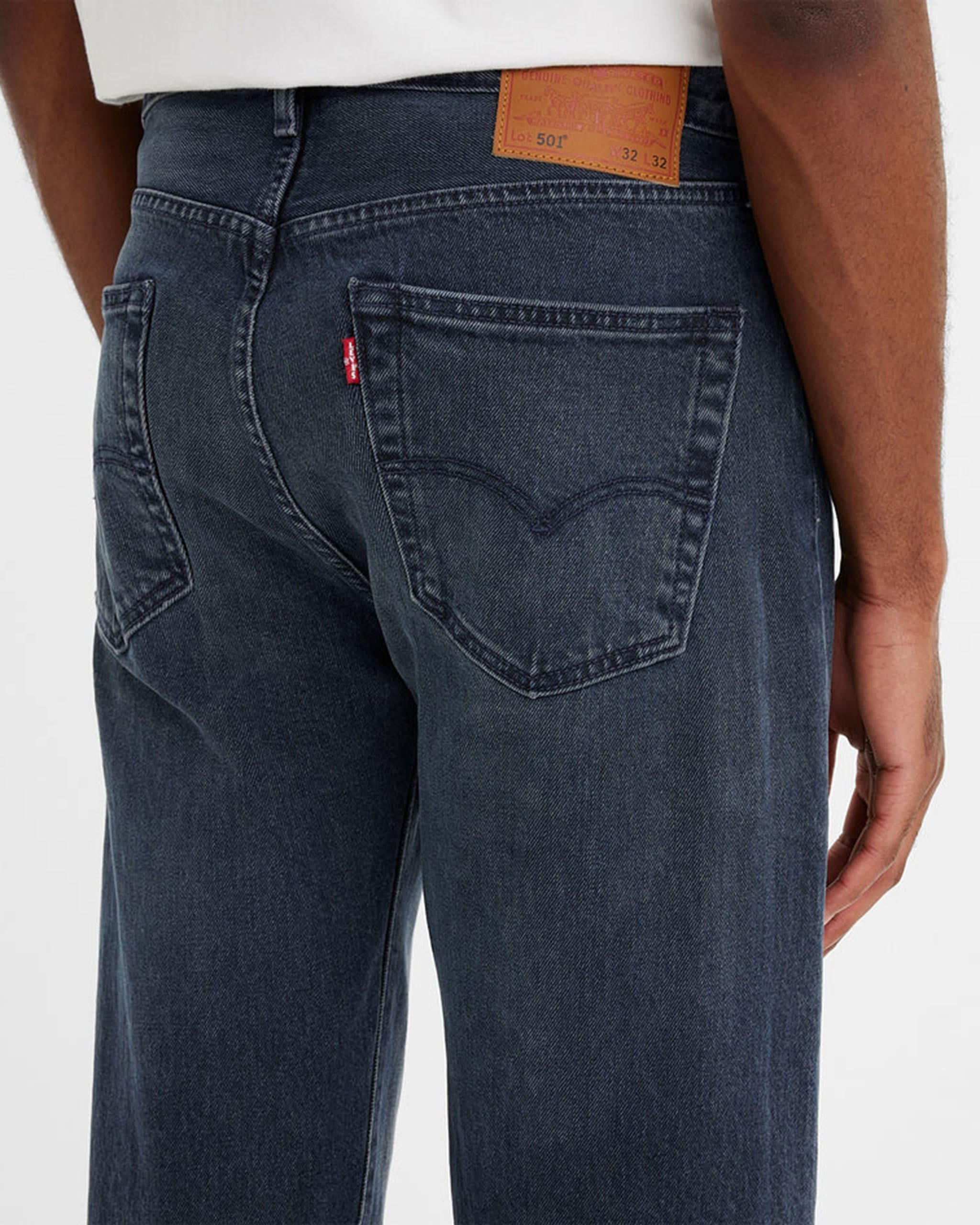Levi's