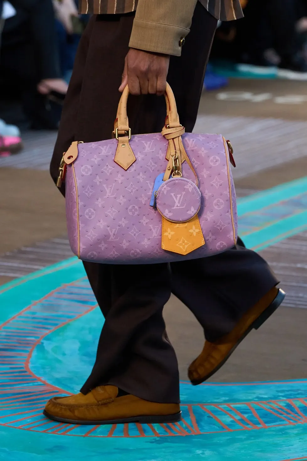 LOUIS VUITTON