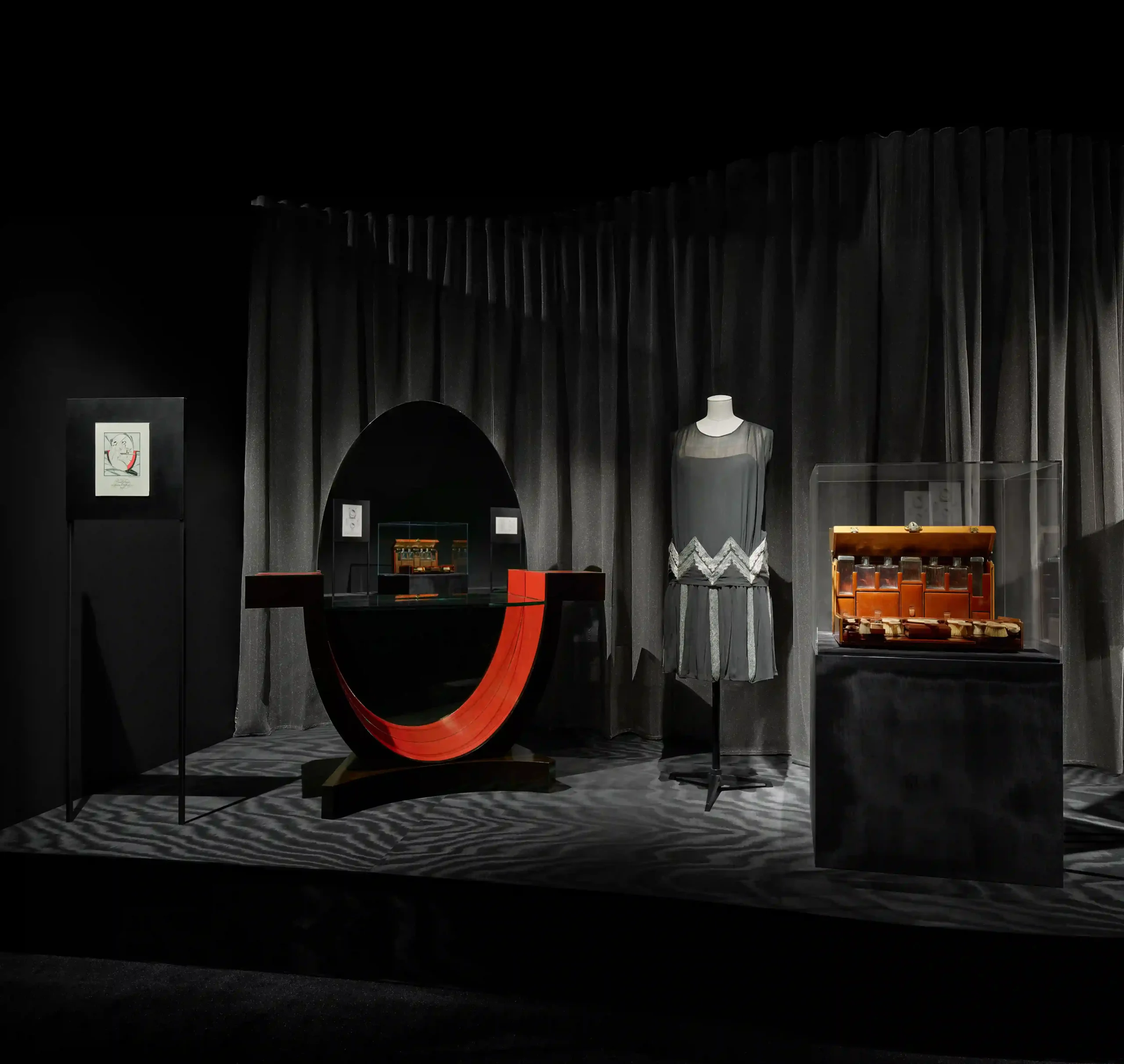 LOUIS VUITTON ART DECO