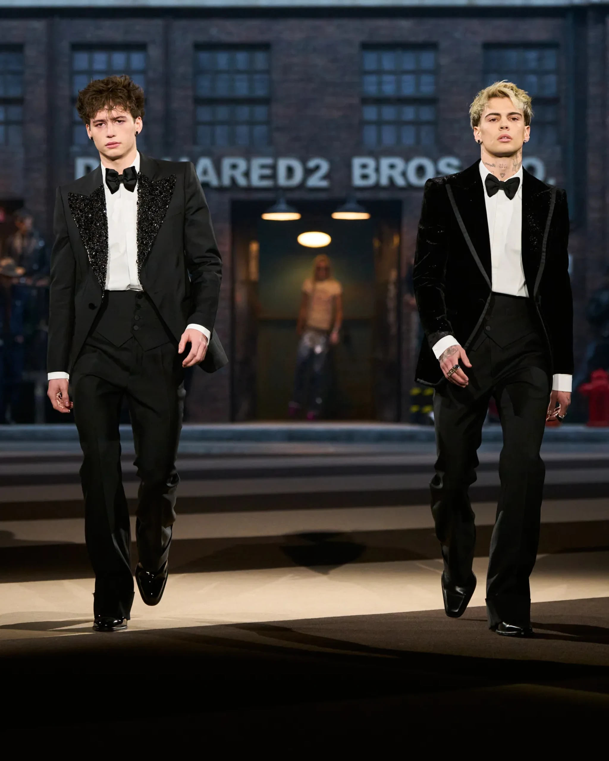 DSQUARED2